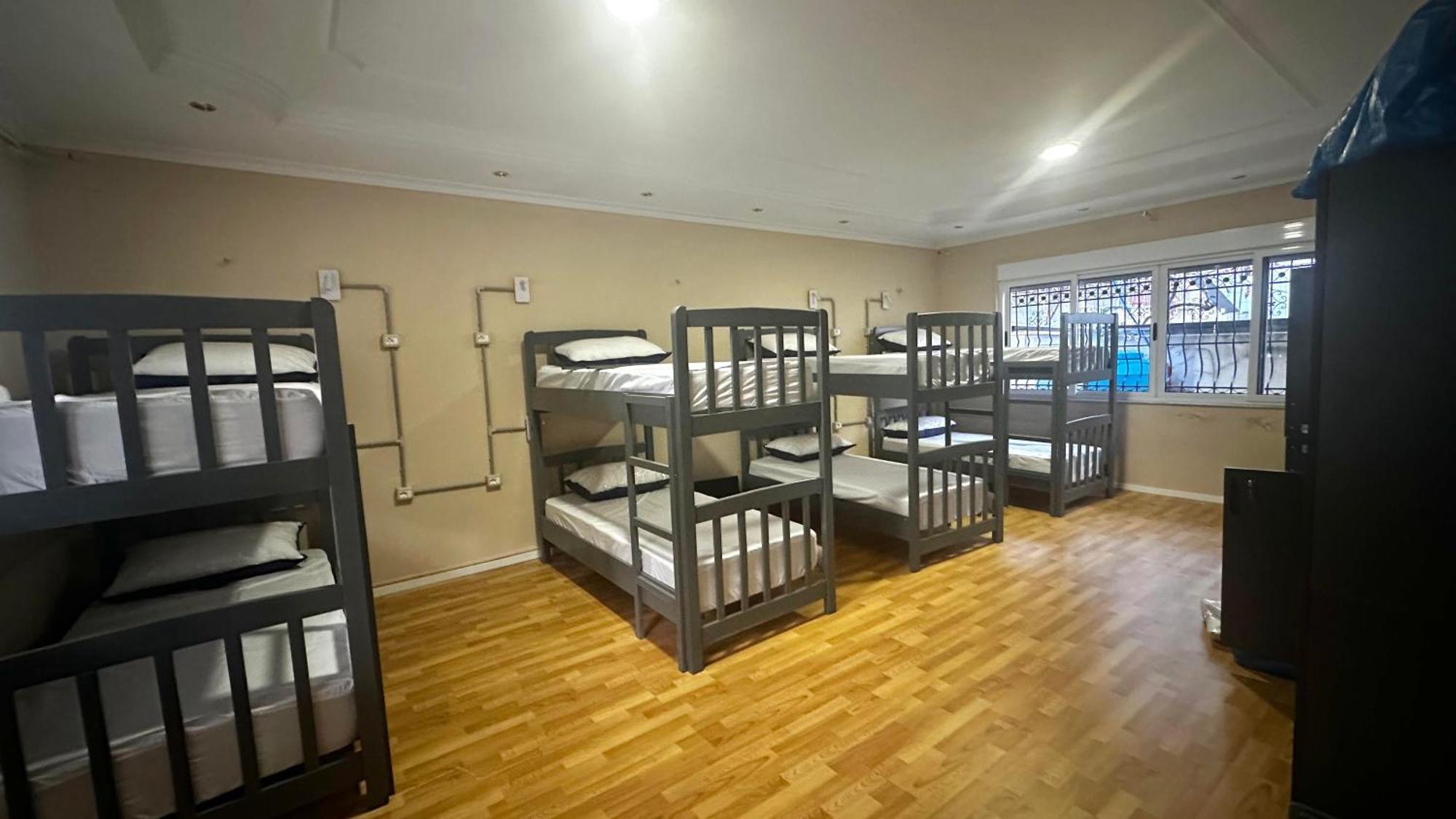Mandarine Hostel 地拉那 外观 照片