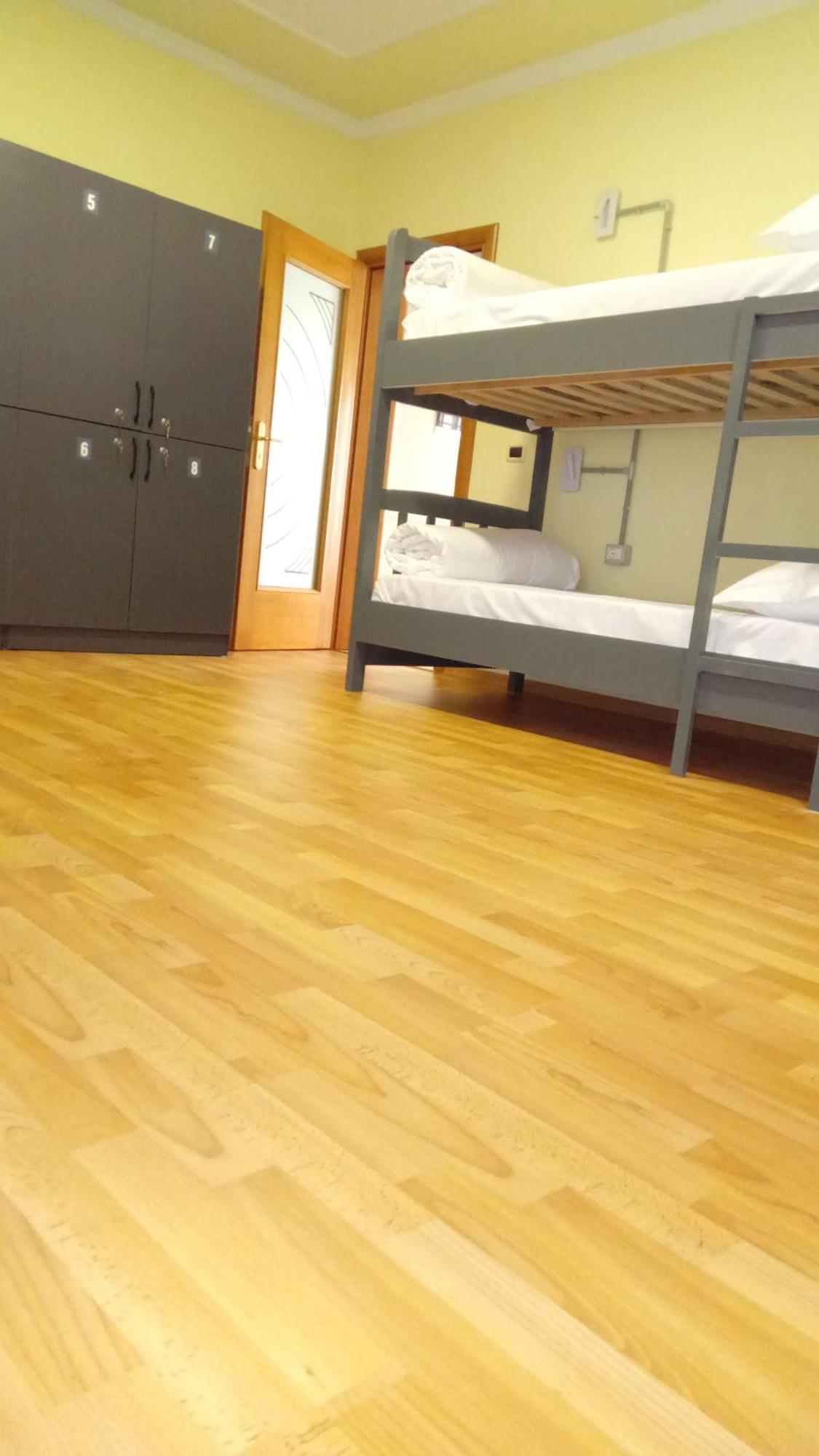 Mandarine Hostel 地拉那 外观 照片