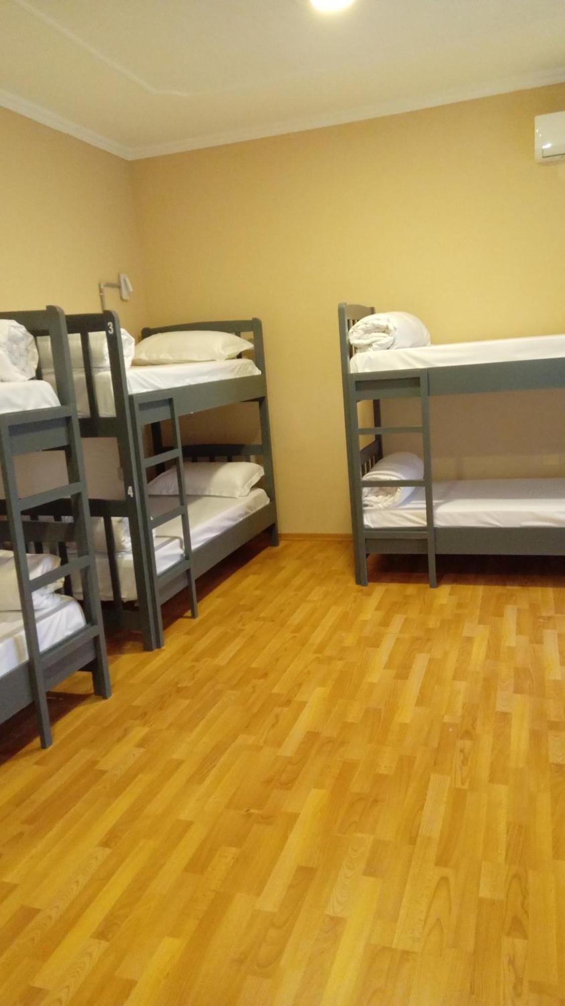 Mandarine Hostel 地拉那 外观 照片