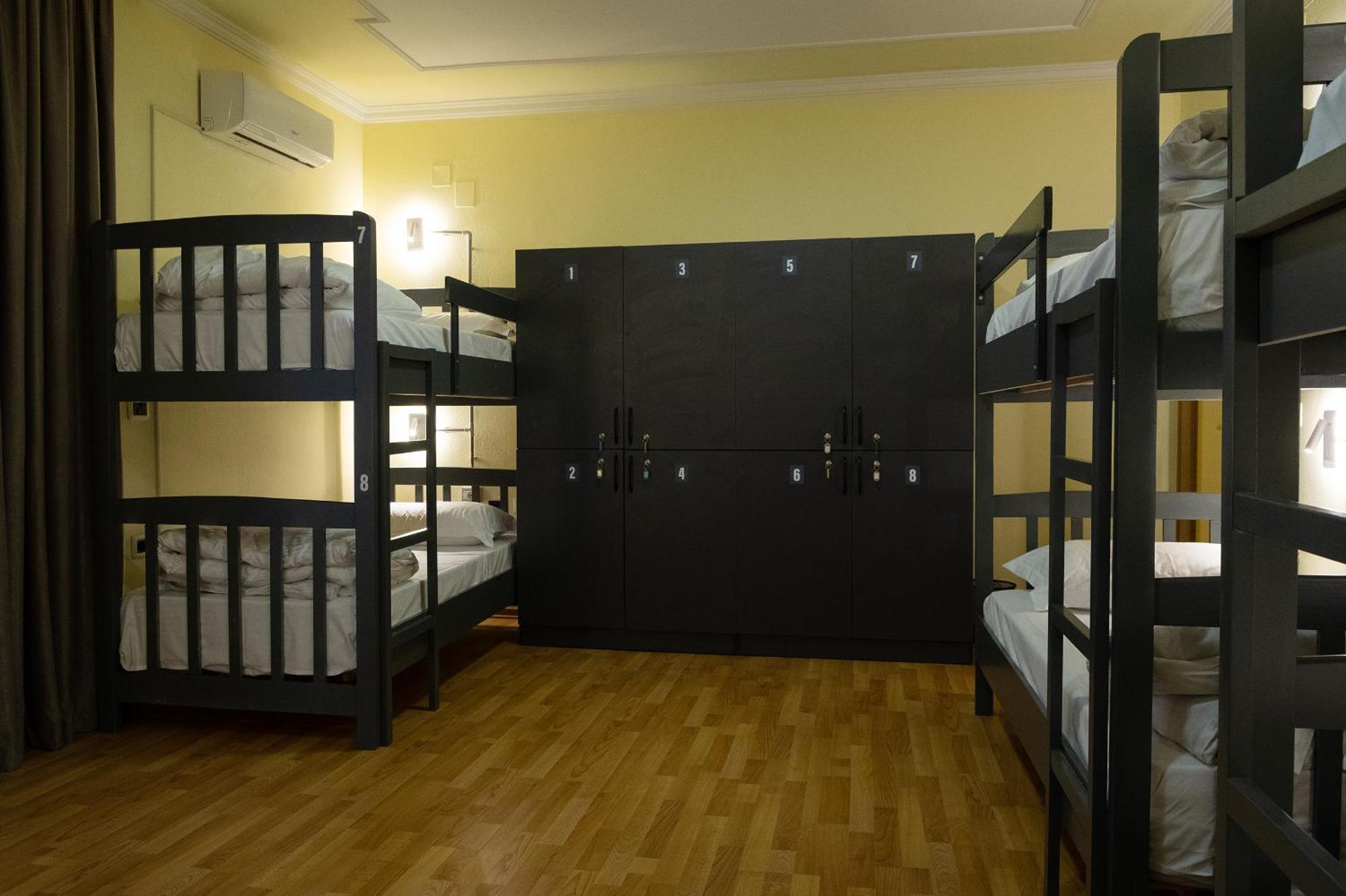 Mandarine Hostel 地拉那 外观 照片